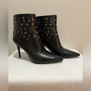 Nine West black booties